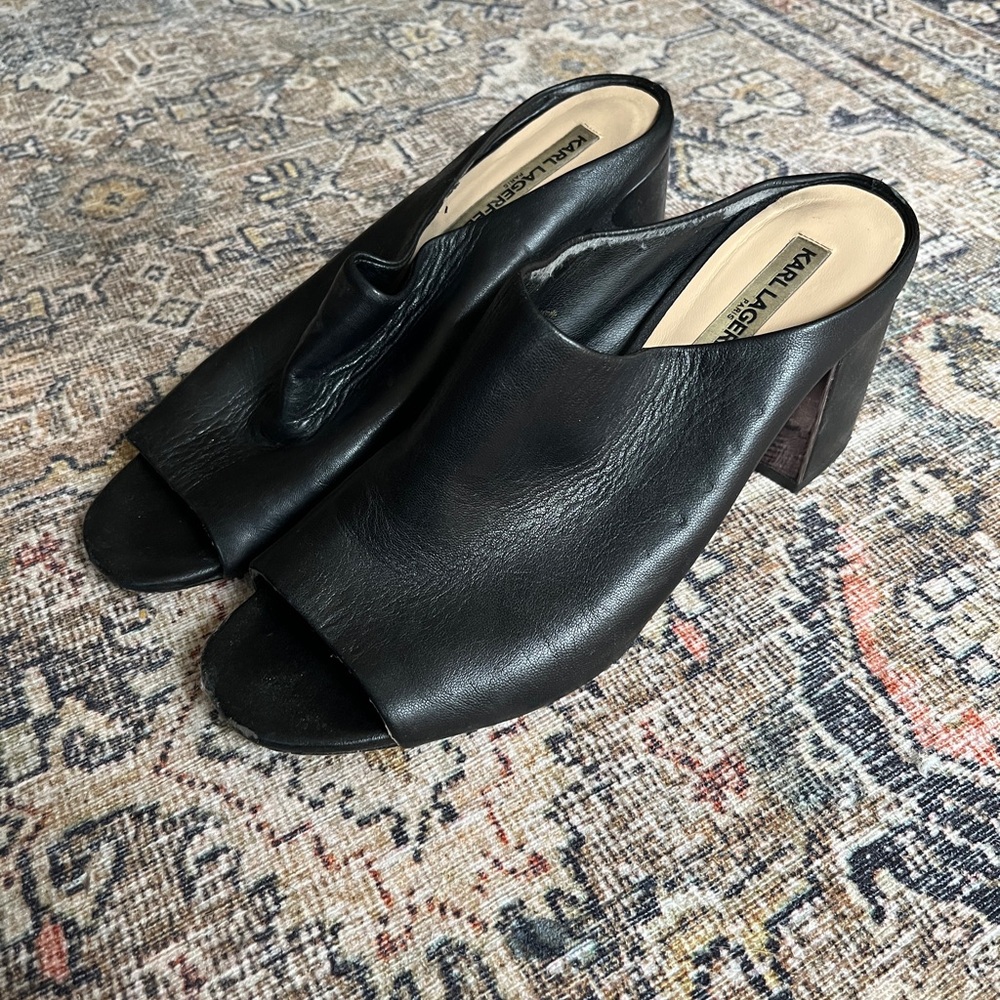 Karl Lagerfeld Black Leather Peep-Toe Block Heel Mules